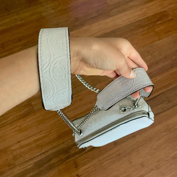 Guess Heritage Pop Monogram Cream Leather Convertible Crossbody Shoulder Bag - Picture 5 of 11